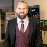 Dr. Luka Strezoski1